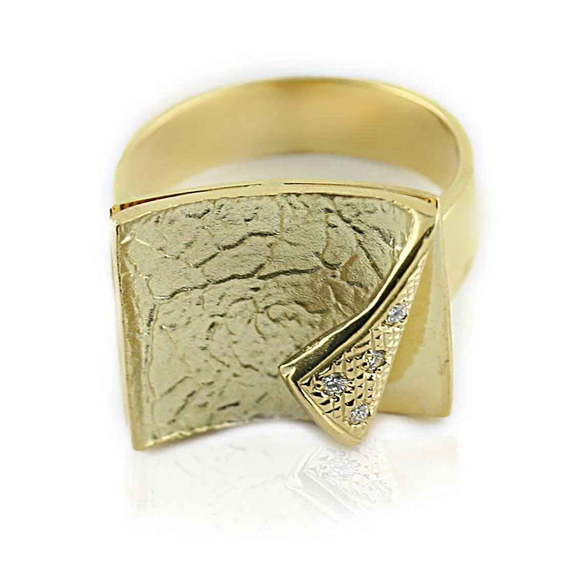 14K Yellow Gold Diamond Textured Cocktail Ring