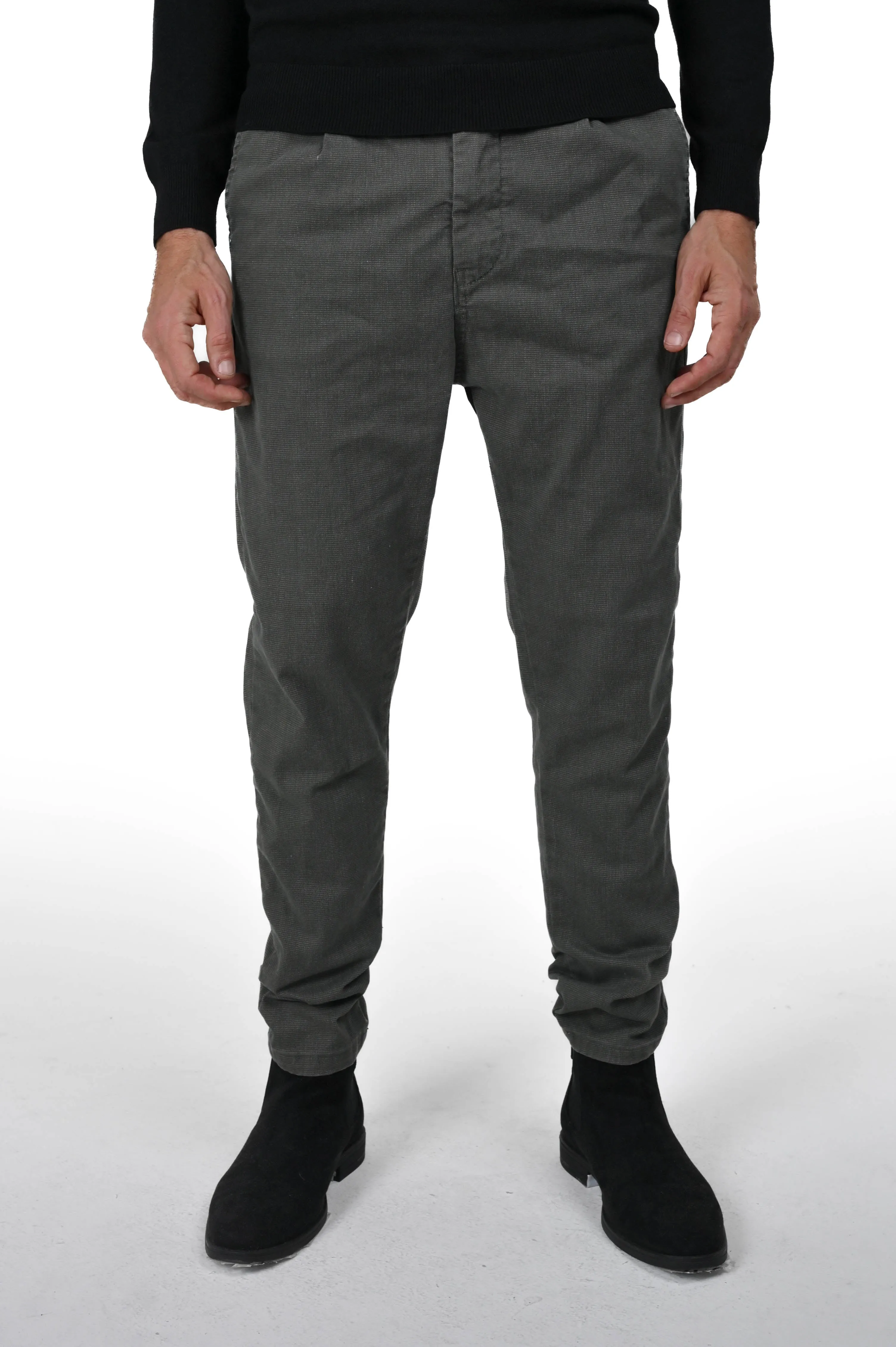 Pantaloni uomo tapered fit AI 6724 - Displaj