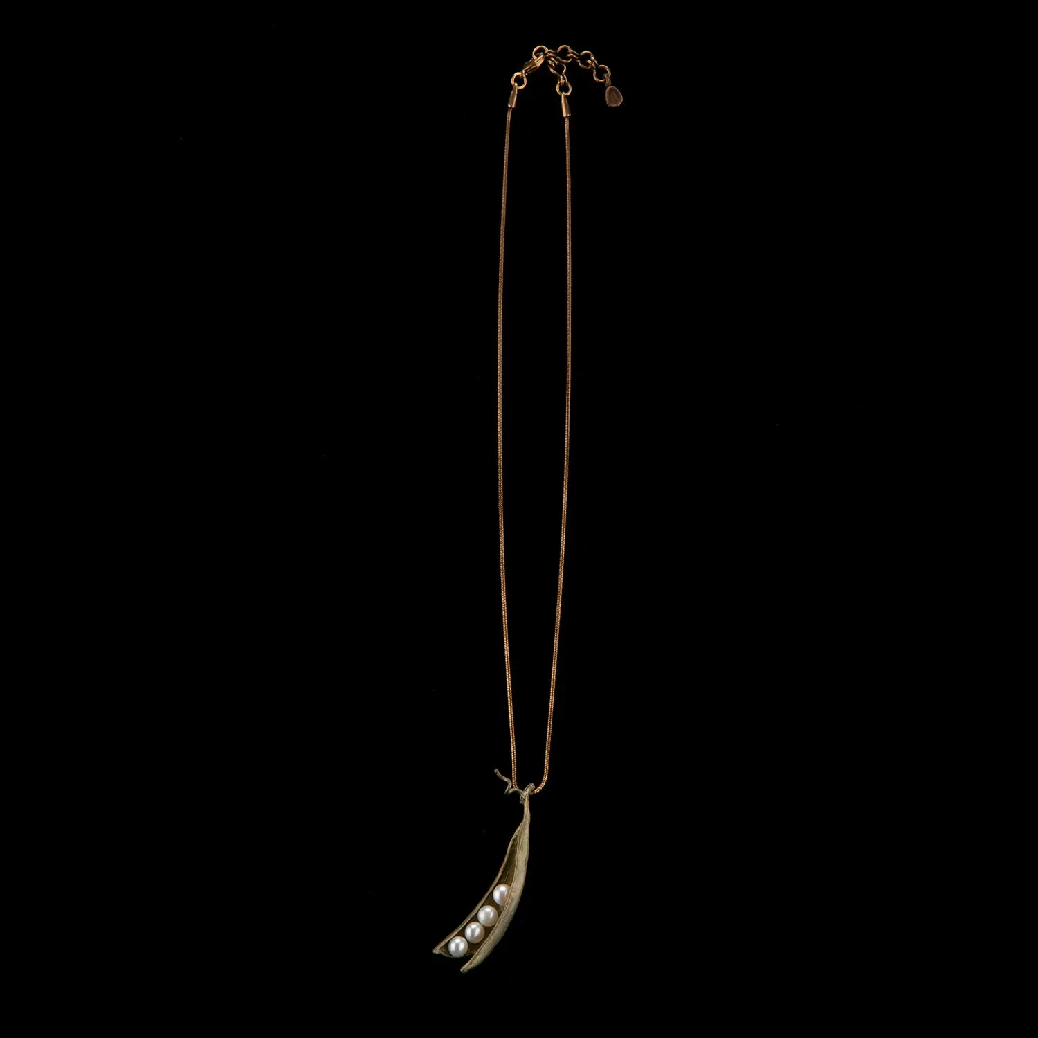 Pea Pod Pendant - 4 Pearls